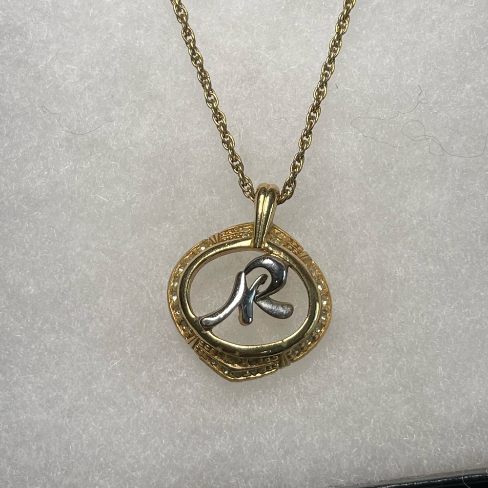 Nina Ricci Pendebt Necklace
